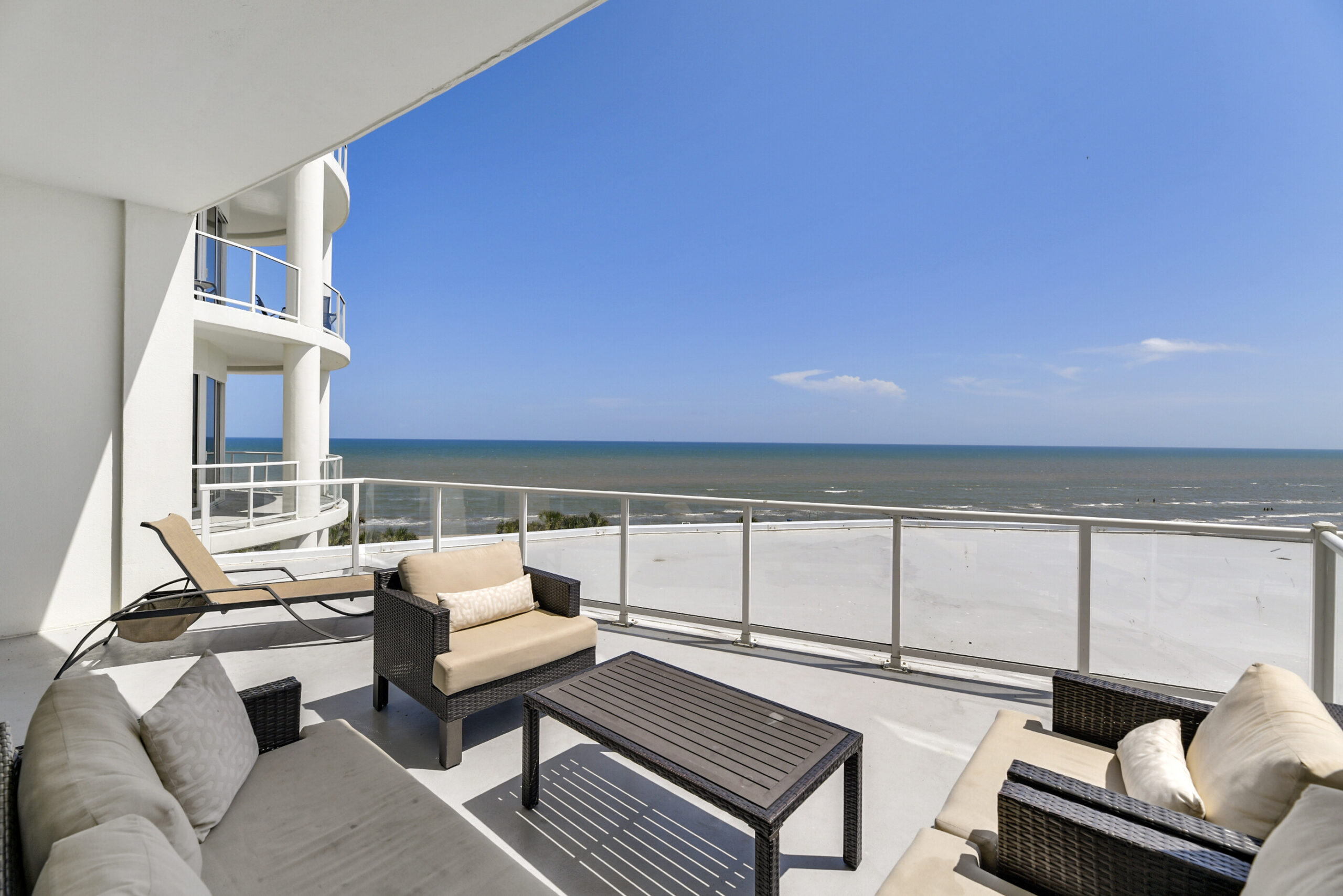 Galveston vacation rental Beach view balcony penthouse
